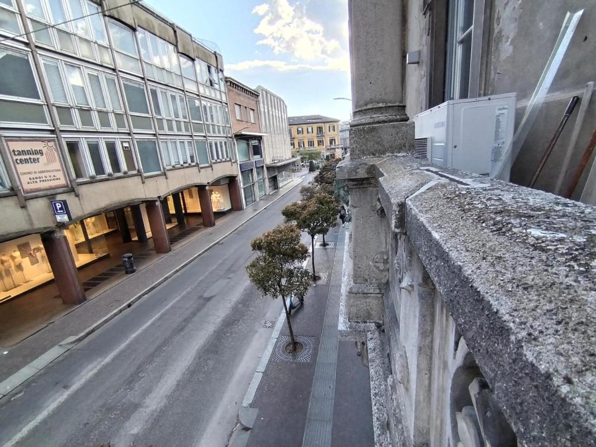 Loft Via Morosini Centro Varese - Ixihome المظهر الخارجي الصورة